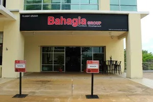 Bahagia HQ Photo.jpg